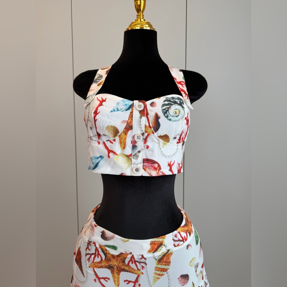 Commense White Skirt Set with Seashell and Coral Print | Coastal Muse - Picture 3 of 5